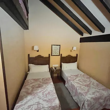 Отель Rebeco 2*